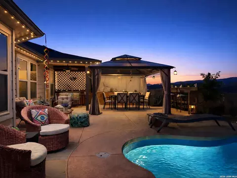 10242 Juniper Oaks, Boerne, TX 78006