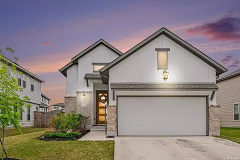 4964 Park Mnr, Marion, TX 78124