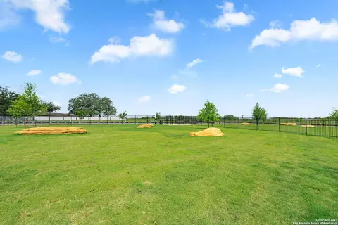 16177 Farmer, Lytle, TX 78052 photo 29