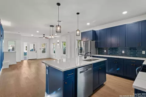 510 Stieren St #202, San Antonio, TX 78210