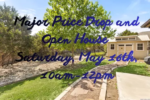 950 Live Oak Dr, Spring Branch, TX 78070