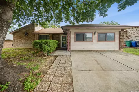 8730 Welles Hbr, San Antonio, TX 78240