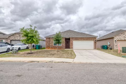 Exterior - 20009 Huckleberry St, Lytle, TX 78052 photo 2 of 2