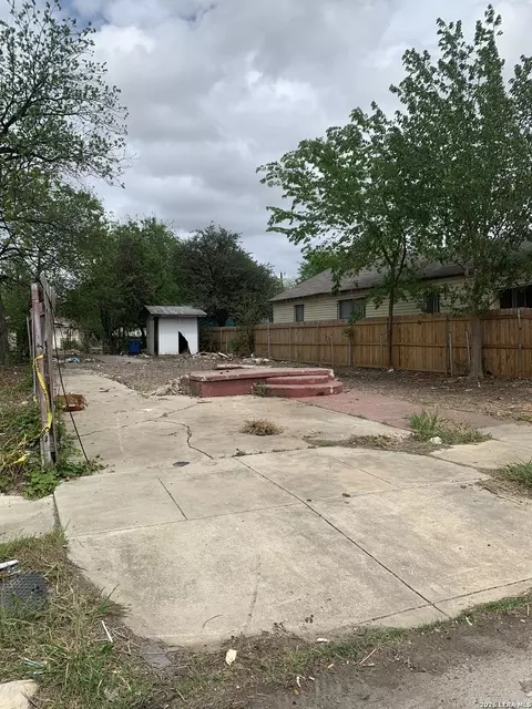 405 Frio City Rd, San Antonio, TX 78207