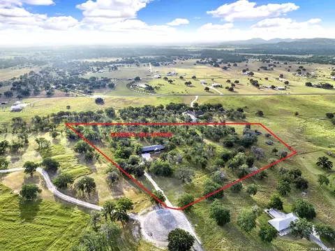 1150 Orchard Park Blvd, Medina, TX 78055