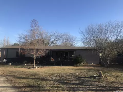 901 Tonkawa Cir, New Braunfels, TX 78130