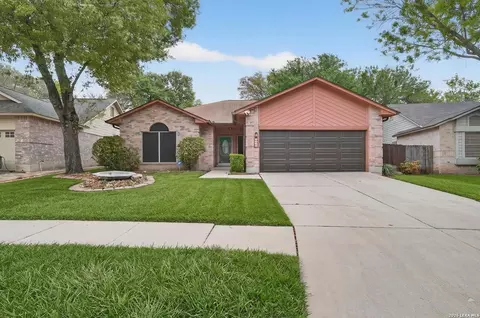 6246 John Chapman, San Antonio, TX 78240