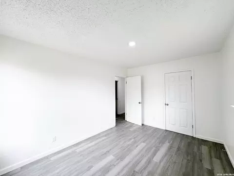Bedroom - 501 Corley Dr, Devine, TX 78016 photo 3 of 6