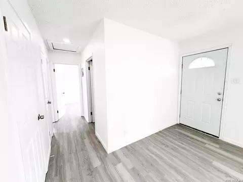 Entry Way - 501 Corley Dr, Devine, TX 78016 photo 1 of 1