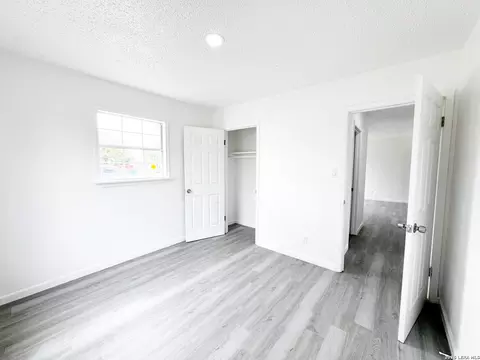 Bedroom - 501 Corley Dr, Devine, TX 78016 photo 5 of 6