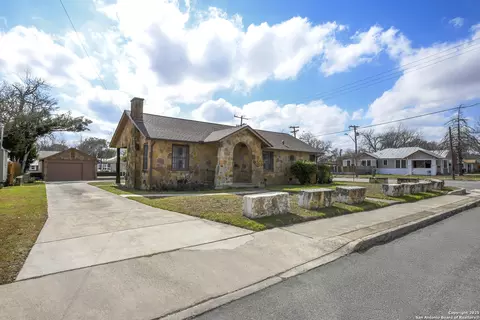2106 Steves Ave, San Antonio, TX 78210