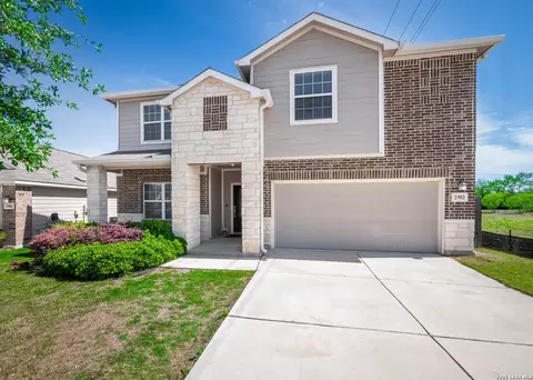 2902 Daisy Mdw, New Braunfels, TX 78130