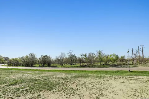 2332 E Chavaneaux, San Antonio, TX 78214