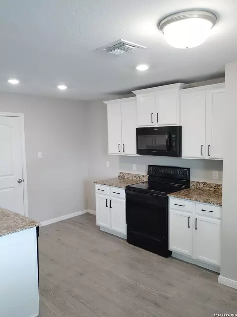 Kitchen - 15238 Walcott Rdg, Von Ormy, TX 78073 photo 1 of 3