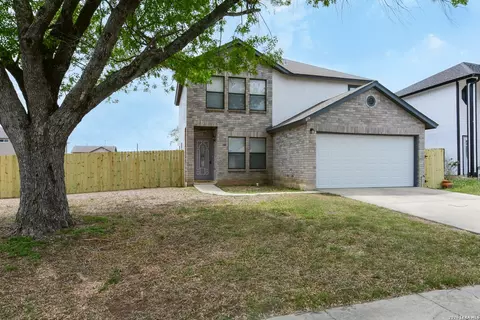 8174 Ocean Meadow Dr, Converse, TX 78109