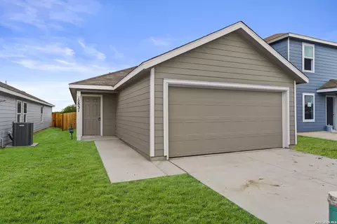 12831 Kathleen St, Converse, TX 78109