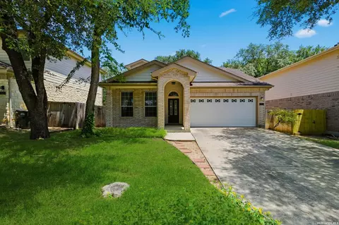 2616 Gallant Fox Dr, Schertz, TX 78108