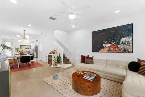 102 Tendick St #104, San Antonio, TX 78209