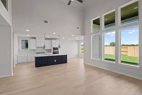 Living - 520 Paramus Park, Cibolo, TX 78108 photo 4 of 5