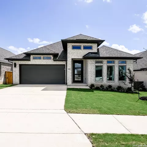 421 Hulda Trl, New Braunfels, TX 78130