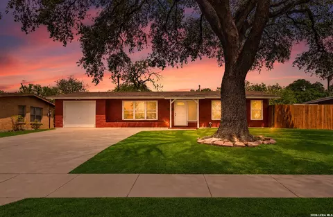 1235 Oblate Dr, San Antonio, TX 78216