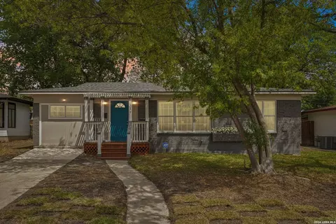 339 Future Dr, San Antonio, TX 78213