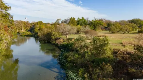 100 Arlene, Martindale, TX 78655