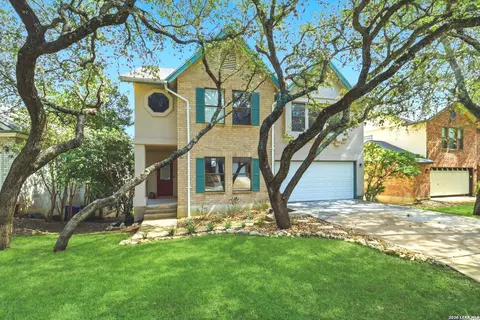 17510 Emerald Canyon Dr, San Antonio, TX 78232