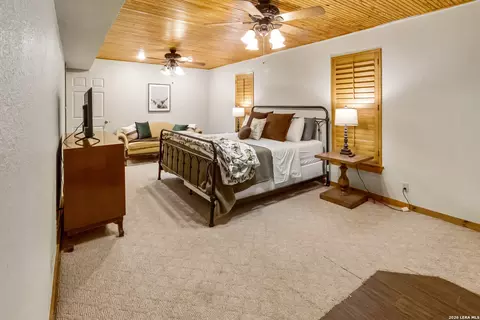 Bedroom - 201 Brinkoeter St, Poth, TX 78147 photo 3 of 7