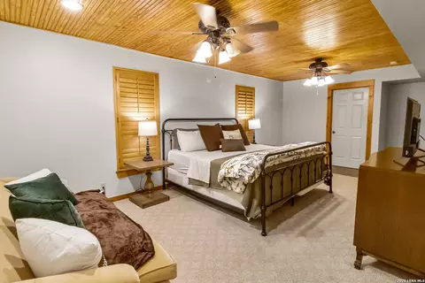 Bedroom - 201 Brinkoeter St, Poth, TX 78147 photo 1 of 7