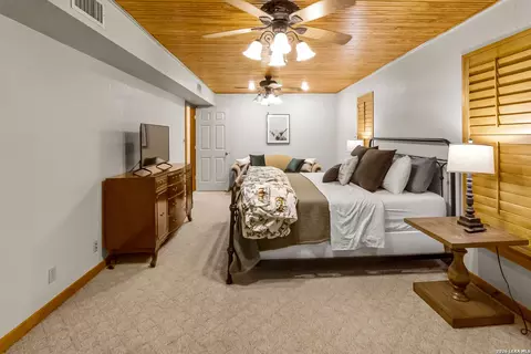 Bedroom - 201 Brinkoeter St, Poth, TX 78147 photo 2 of 7