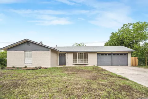 11611 Spring Mont, San Antonio, TX 78249