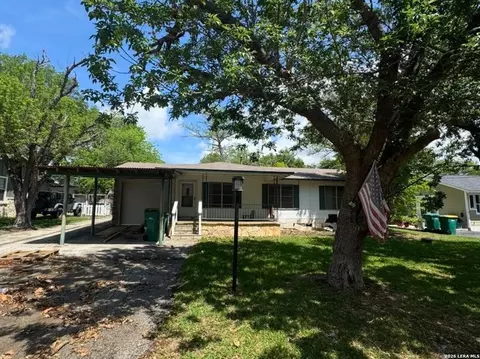 514 E Bandera Rd, Boerne, TX 78006