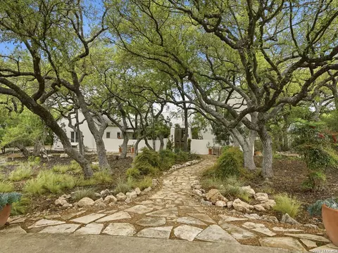 2355 Oakland Bnd, San Antonio, TX 78258