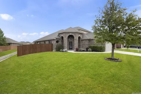 8702 Shady Mtn, San Antonio, TX 78254