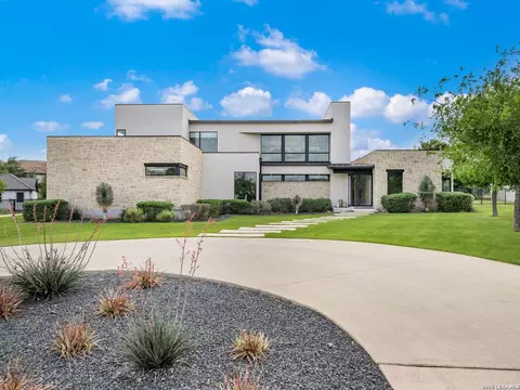 211 Wellesley Hl, San Antonio, TX 78231