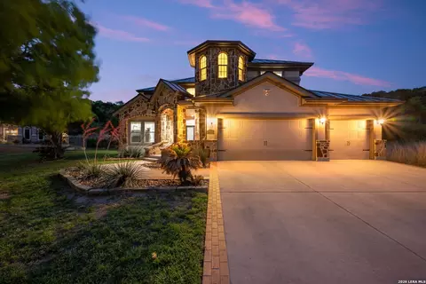 18118 Resort Vw, San Antonio, TX 78255