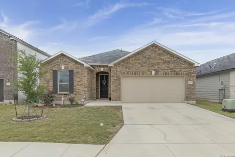 417 Cordova Xing, Seguin, TX 78155