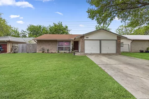 5250 Gordon Cooper, Kirby, TX 78219