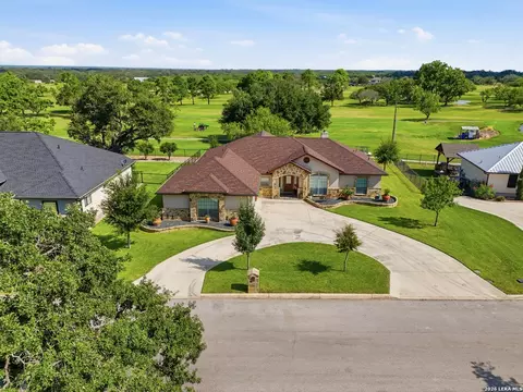 View/Area - 717 Jack Nicklaus, Devine, TX 78016 photo 2 of 11