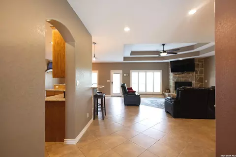 Entry Way - 717 Jack Nicklaus, Devine, TX 78016 photo 1 of 1