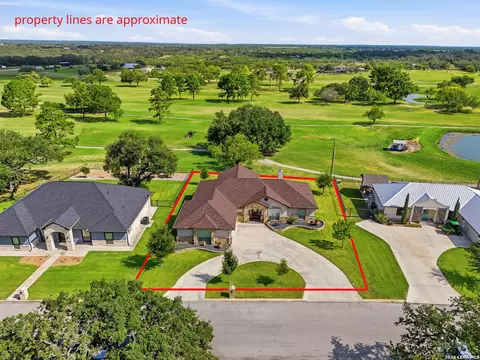 View/Area - 717 Jack Nicklaus, Devine, TX 78016 photo 10 of 11