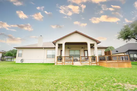Exterior - 717 Jack Nicklaus, Devine, TX 78016 photo 9 of 12