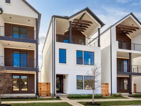 558 Mcmonigal Pl, San Antonio, TX 78210