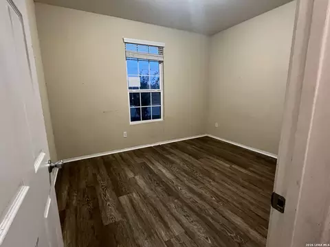 423 Rustic Willow, Selma, TX 78154 photo 2
