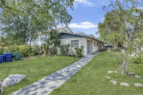 305 Brahan Blvd, San Antonio, TX 78215