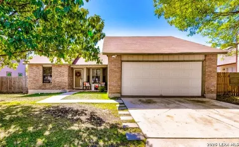 11410 Red Feather Ln, San Antonio, TX 78245