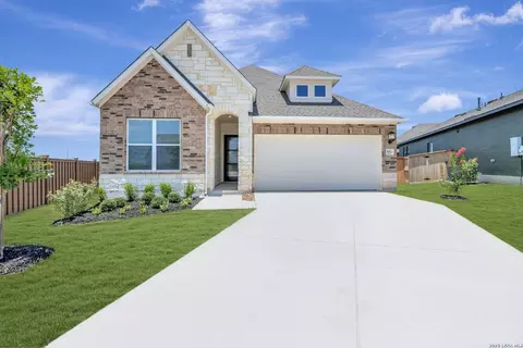 5813 Gunner Pt, New Braunfels, TX 78130