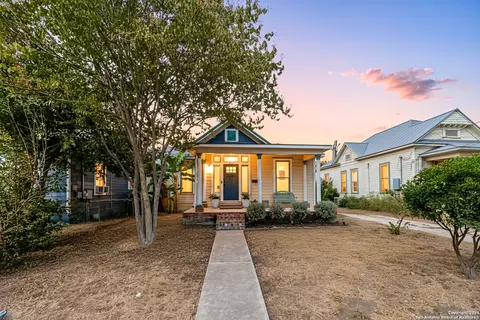 135 Vitra, San Antonio, TX 78210