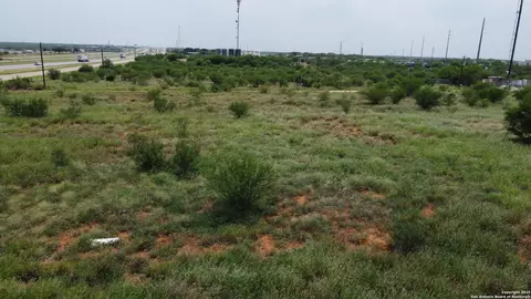 2300 S Interstate 35, Cotulla, TX 78014 photo 4